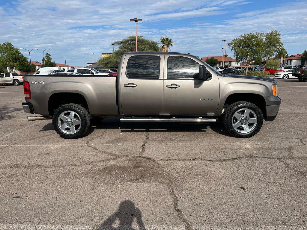 used 2014 GMC Sierra 2500 car, priced at $31,500
