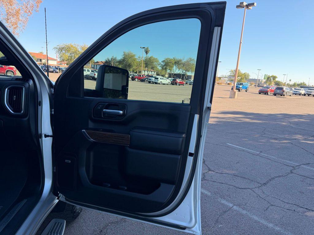 used 2022 Chevrolet Silverado 2500 car, priced at $54,995