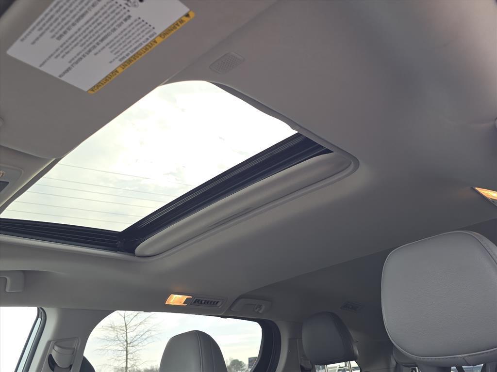 used 2024 Toyota Sienna car, priced at $34,364