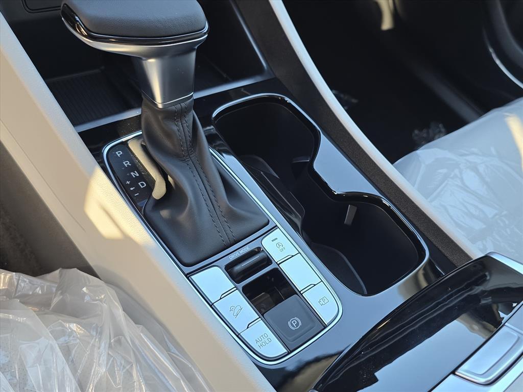 new 2026 Hyundai Tucson car, priced at $33,970