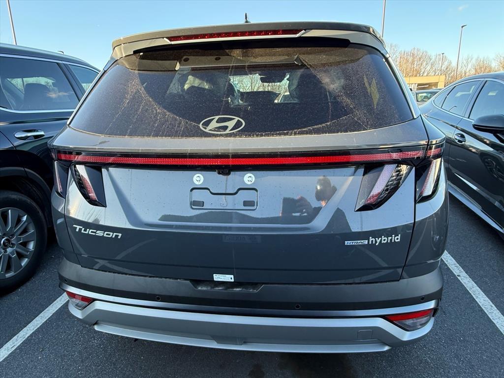new 2026 Hyundai TUCSON Hybrid car, priced at $42,145