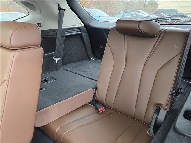 used 2023 Acura MDX car, priced at $39,024