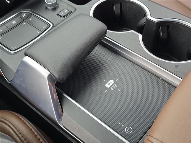 used 2023 Acura MDX car, priced at $39,024