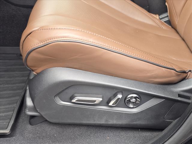 used 2023 Acura MDX car, priced at $39,024