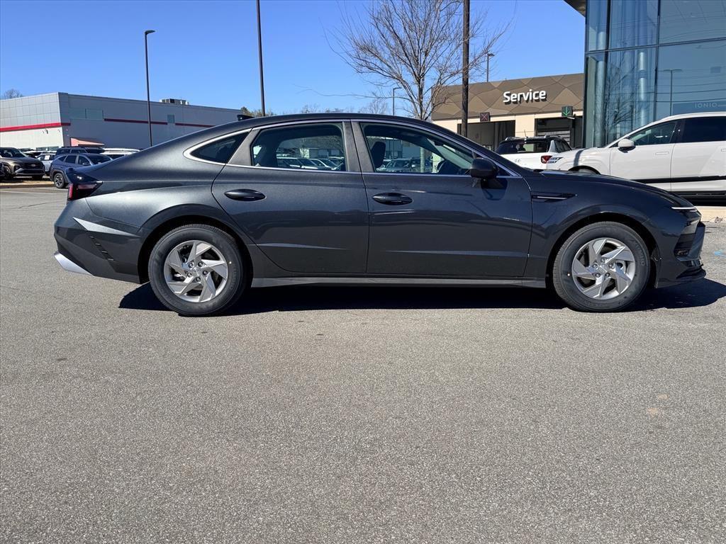 new 2026 Hyundai Sonata car, priced at $25,637