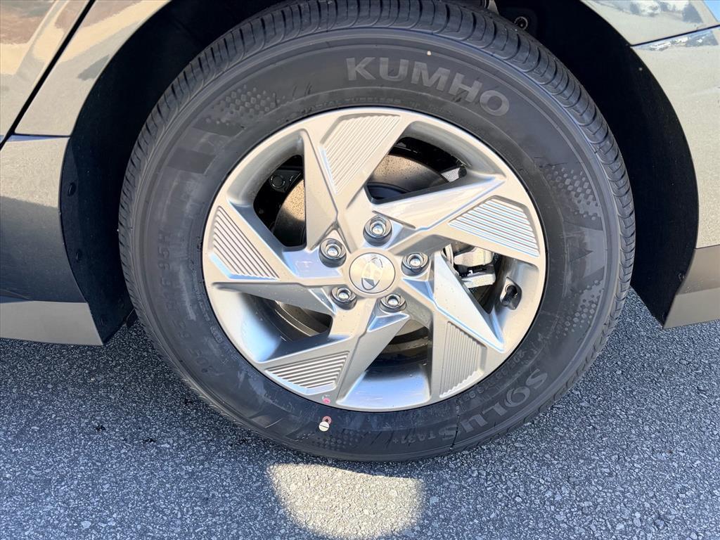 new 2026 Hyundai Sonata car, priced at $27,637