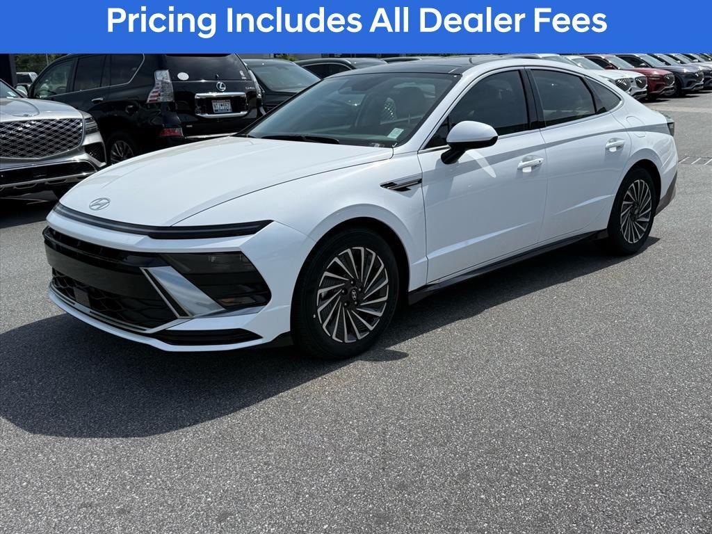 new 2026 Hyundai Sonata Hybrid car, priced at $32,335
