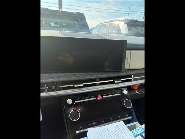 used 2024 Hyundai SANTA FE HEV car, priced at $39,254