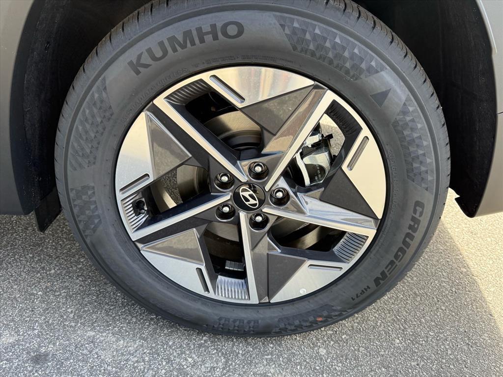 new 2026 Hyundai Tucson car, priced at $29,469