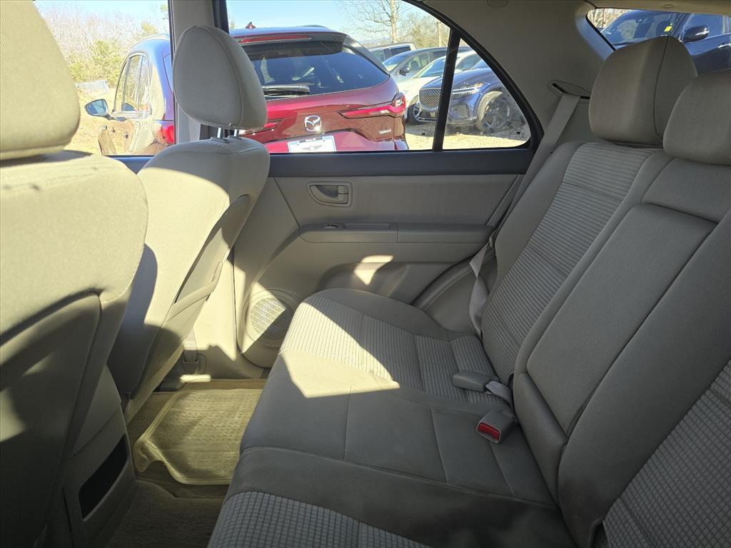 used 2009 Kia Sorento car, priced at $5,895