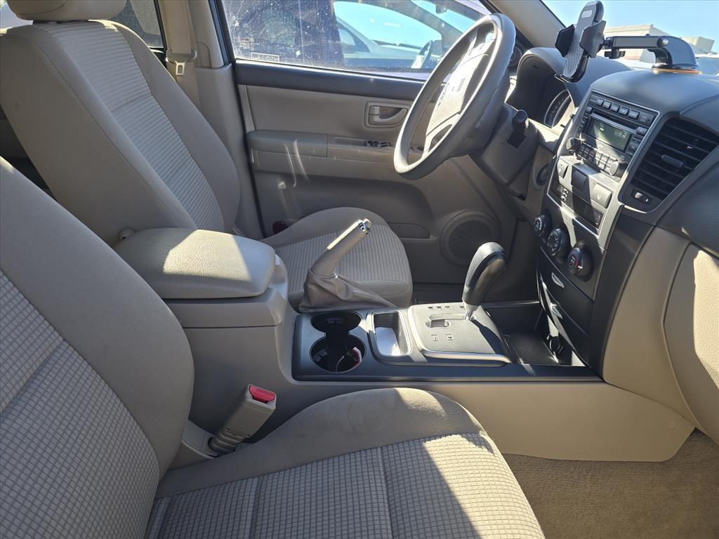 used 2009 Kia Sorento car, priced at $5,895