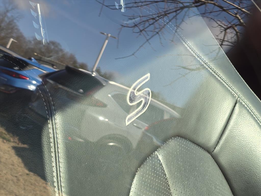 used 2019 Chrysler Pacifica car, priced at $16,442