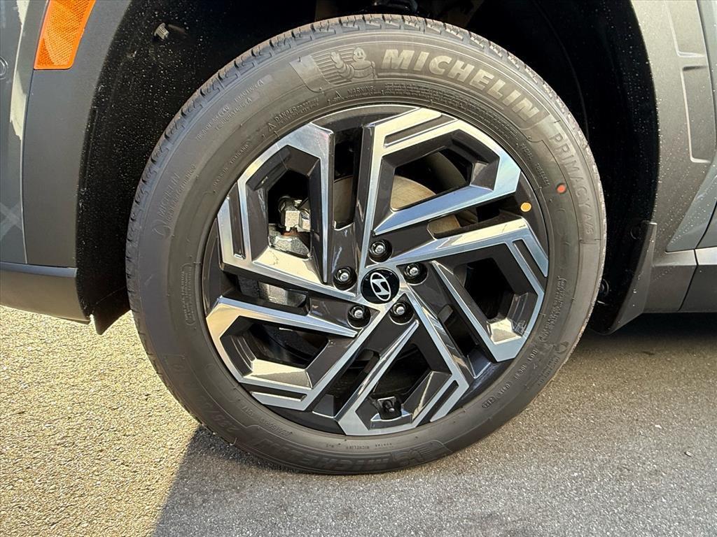 new 2026 Hyundai TUCSON Hybrid car, priced at $42,108