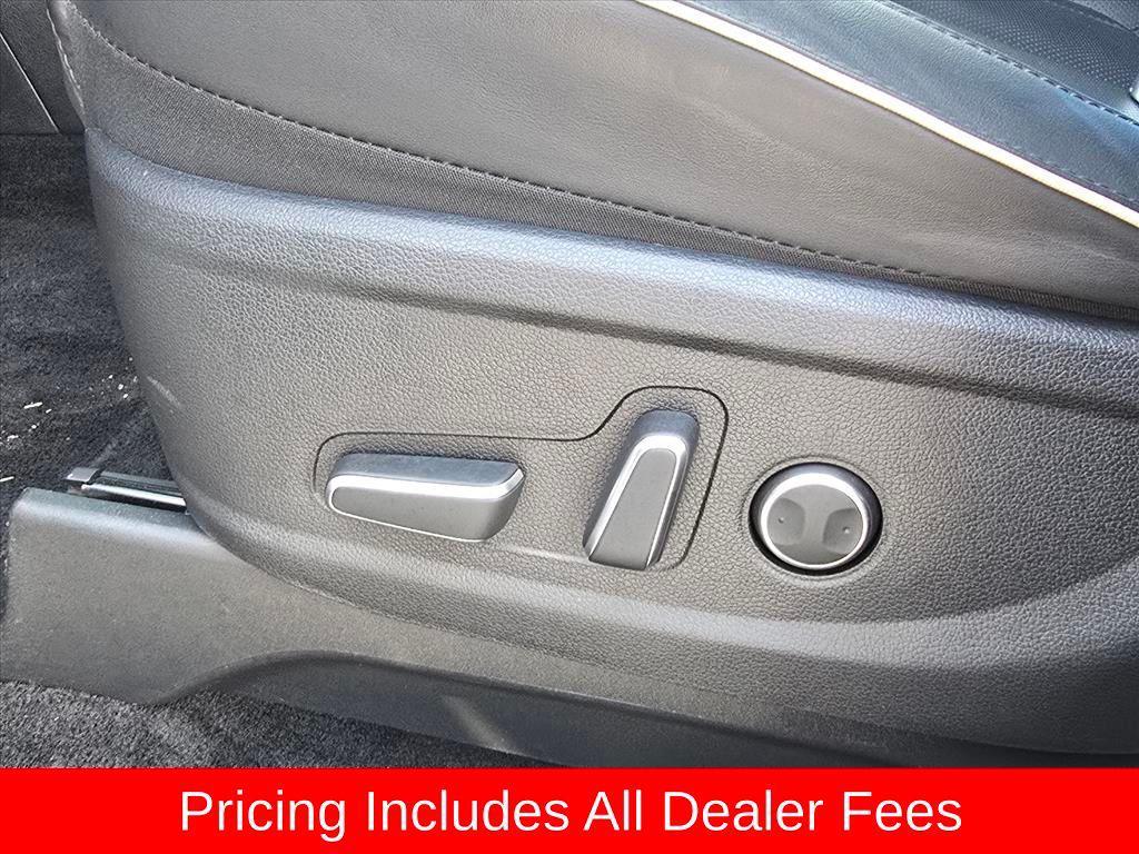used 2025 Hyundai Palisade car, priced at $35,727
