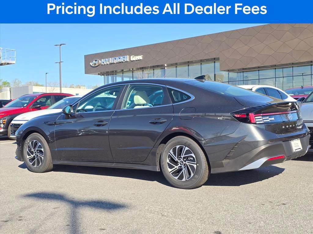 new 2026 Hyundai Sonata Hybrid car, priced at $28,470