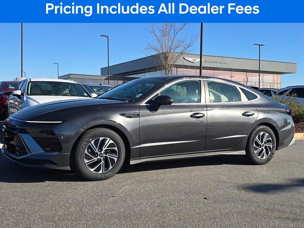 new 2026 Hyundai Sonata Hybrid car, priced at $28,470