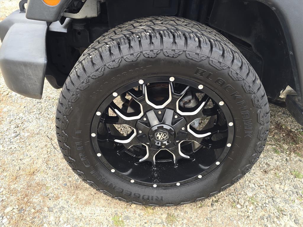 used 2016 Jeep Wrangler Unlimited car, priced at $14,275