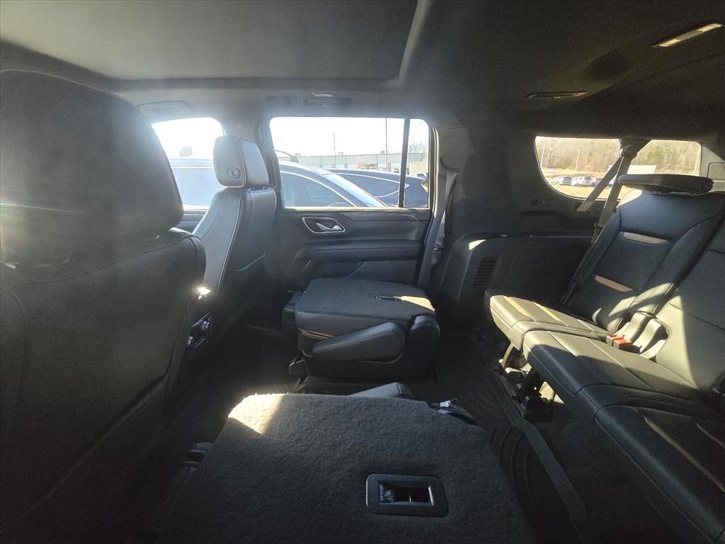 used 2022 GMC Yukon XL car, priced at $47,685