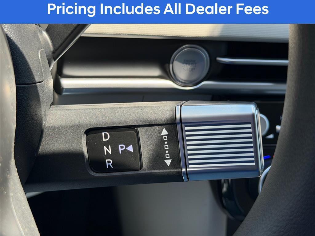 new 2026 Hyundai TUCSON Hybrid car, priced at $33,409