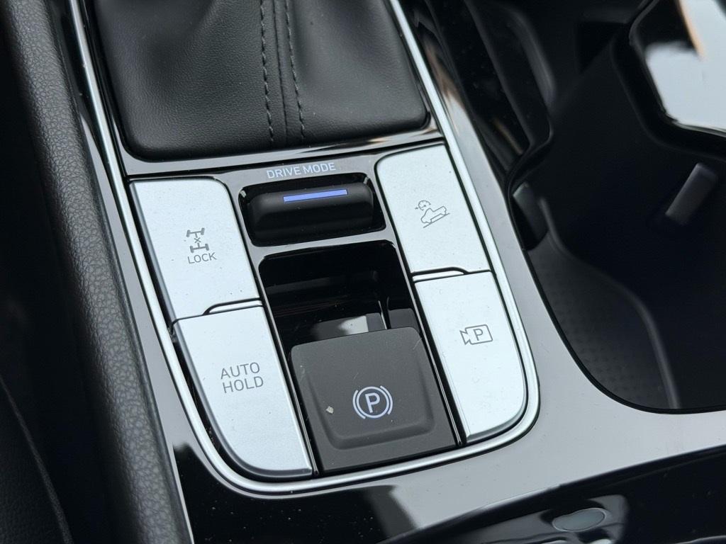 new 2025 Hyundai SANTA CRUZ car, priced at $42,103