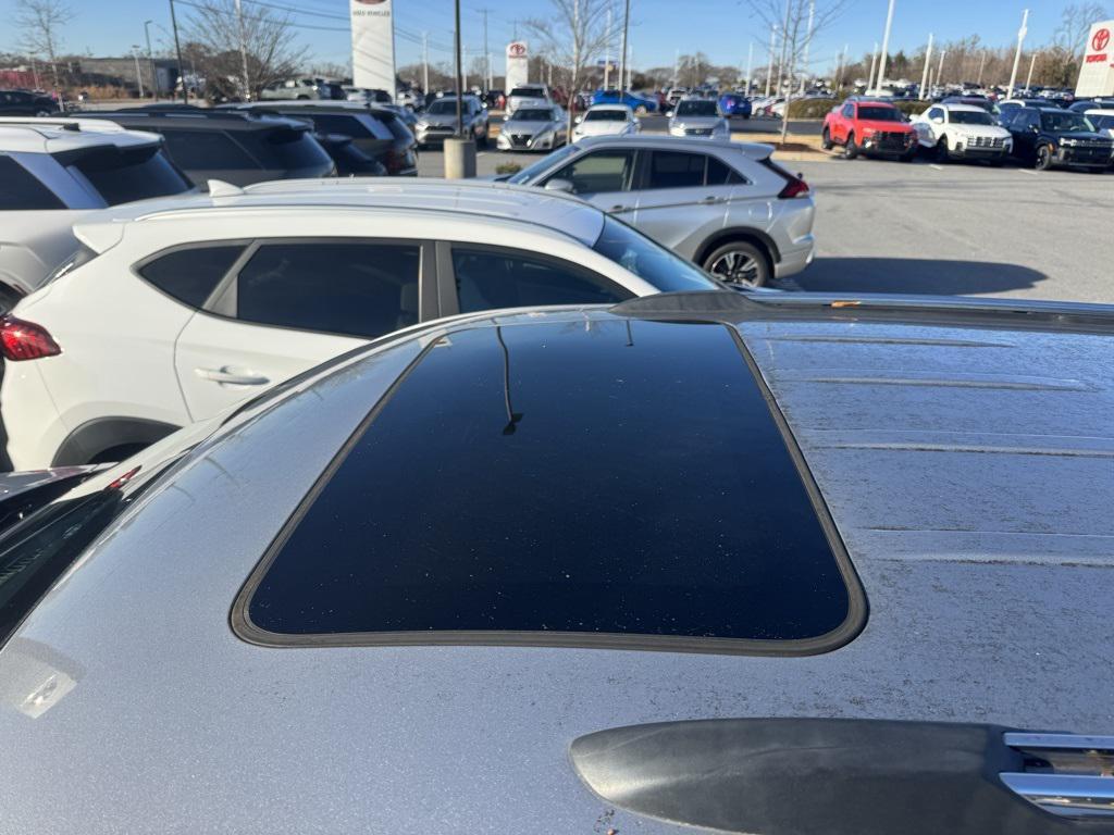 used 2017 Jeep Grand Cherokee car, priced at $12,794