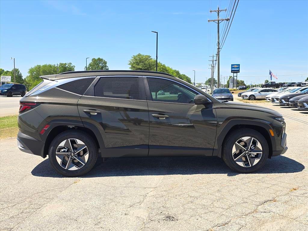 new 2026 Hyundai Tucson car, priced at $29,175