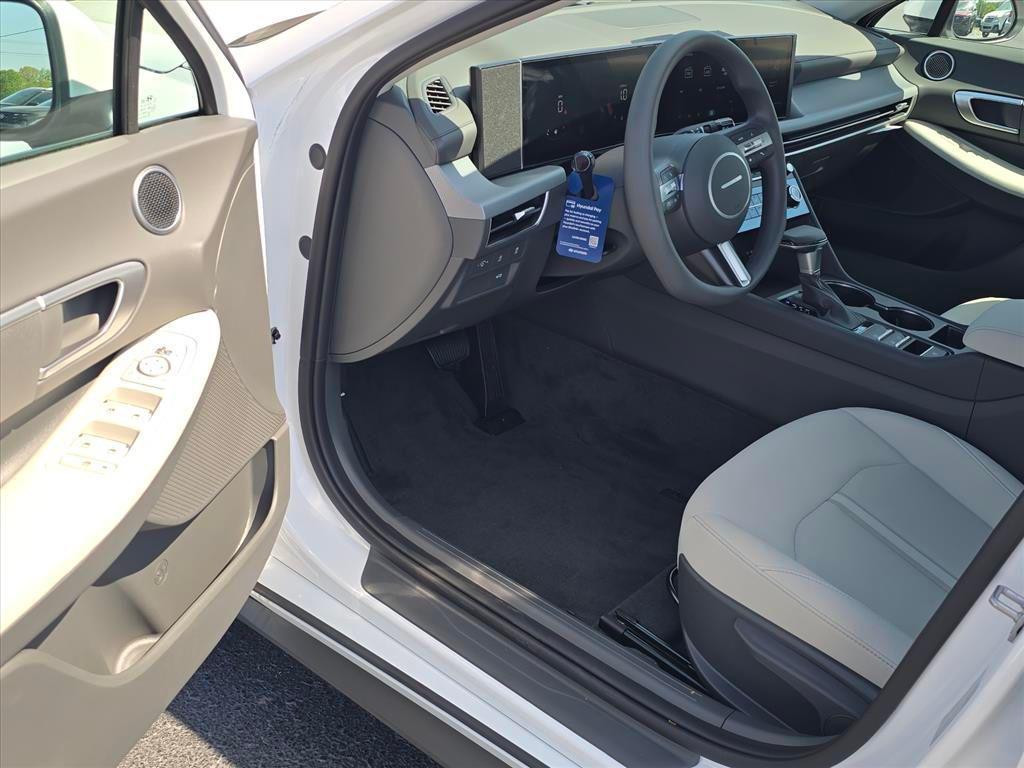 new 2026 Hyundai Sonata car, priced at $25,936