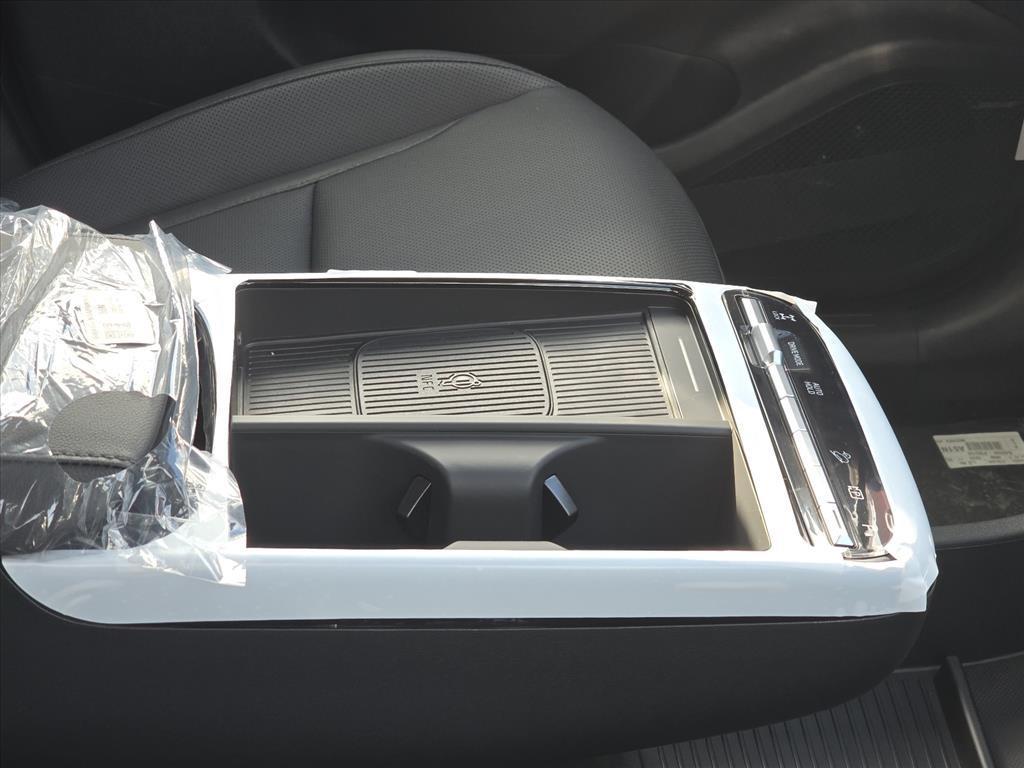 new 2026 Hyundai TUCSON Hybrid car, priced at $41,864