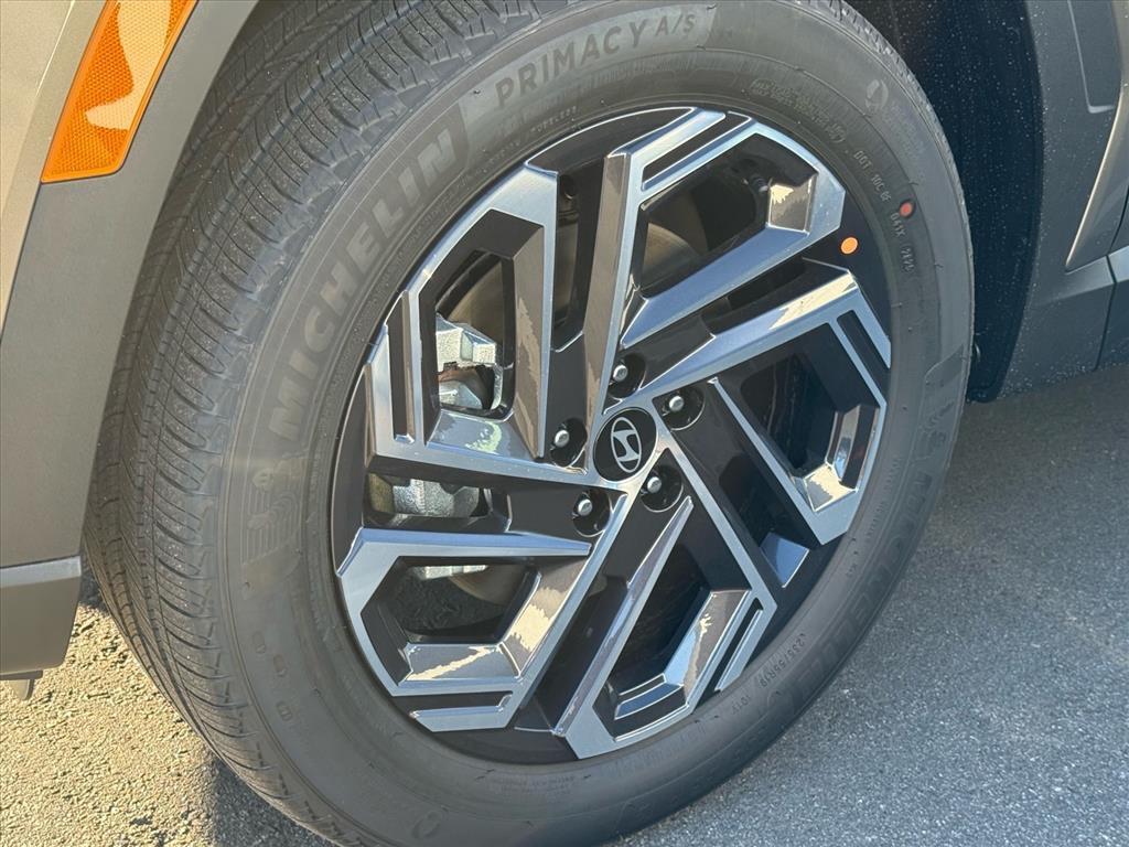 new 2026 Hyundai TUCSON Hybrid car, priced at $42,209