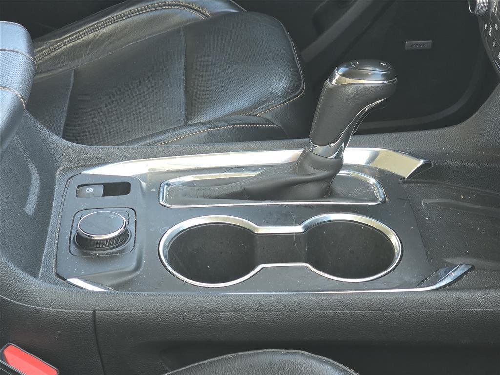 used 2020 Chevrolet Traverse car, priced at $26,576