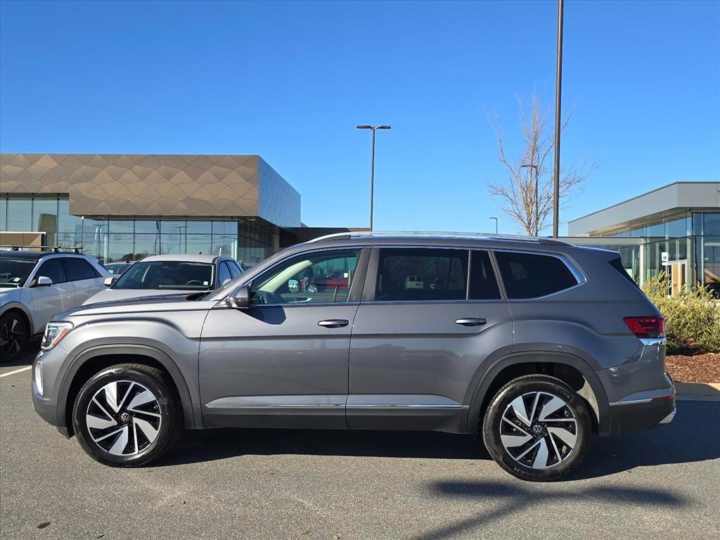 used 2024 Volkswagen Atlas car, priced at $35,772