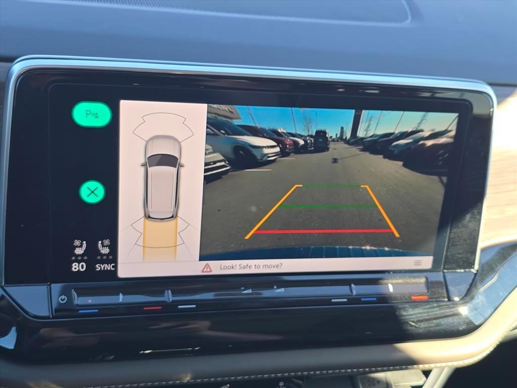 used 2024 Volkswagen Atlas car, priced at $35,772