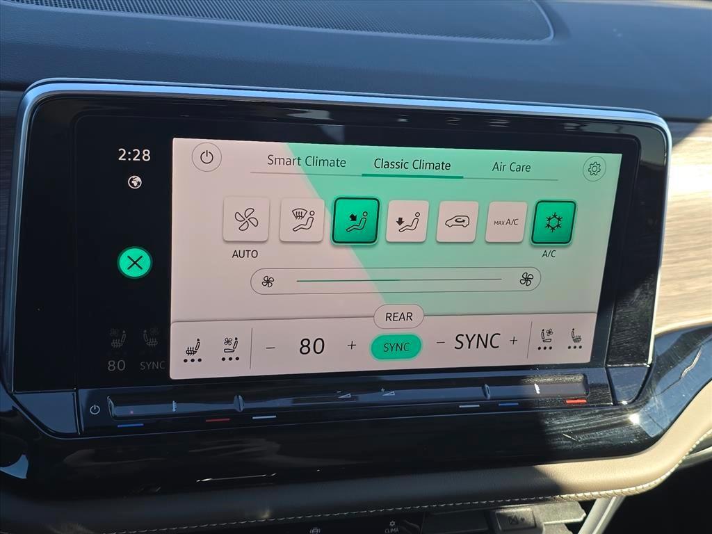 used 2024 Volkswagen Atlas car, priced at $35,772