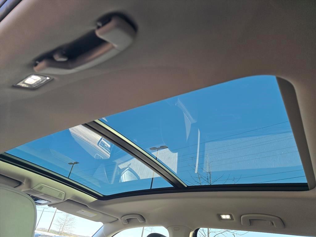 used 2024 Volkswagen Atlas car, priced at $35,772