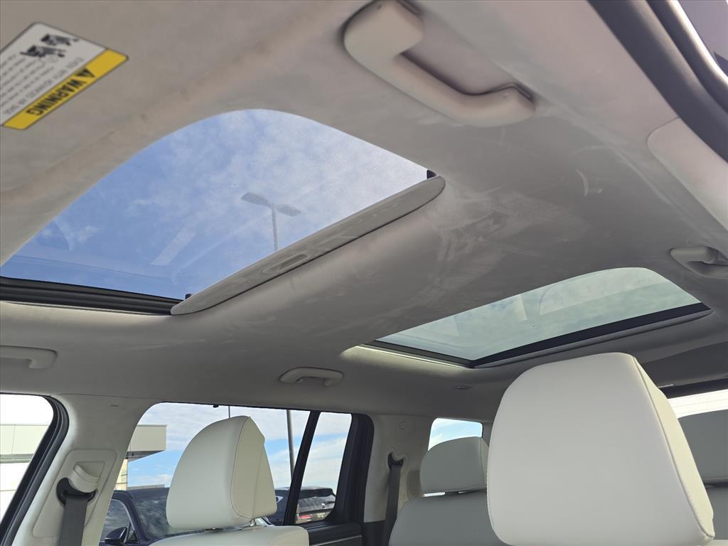 used 2025 Hyundai SANTA FE HEV car, priced at $36,555