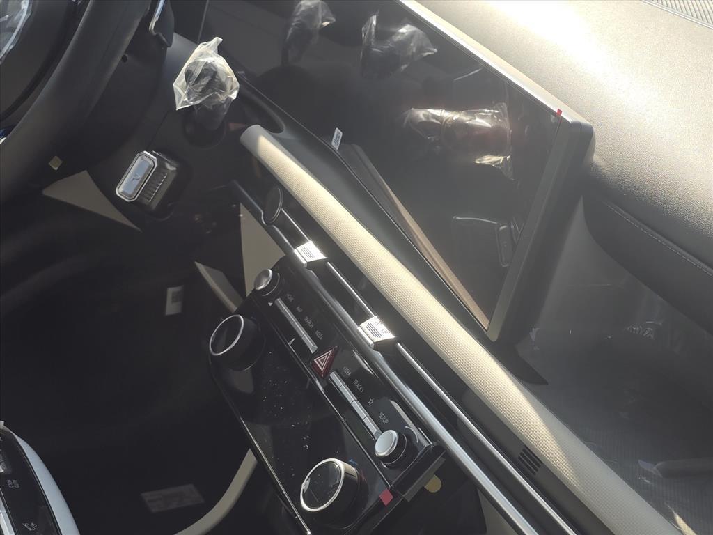 new 2026 Hyundai TUCSON Hybrid car, priced at $32,762