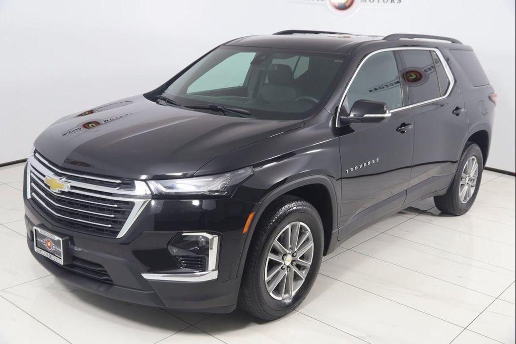 used 2023 Chevrolet Traverse car, priced at $28,500