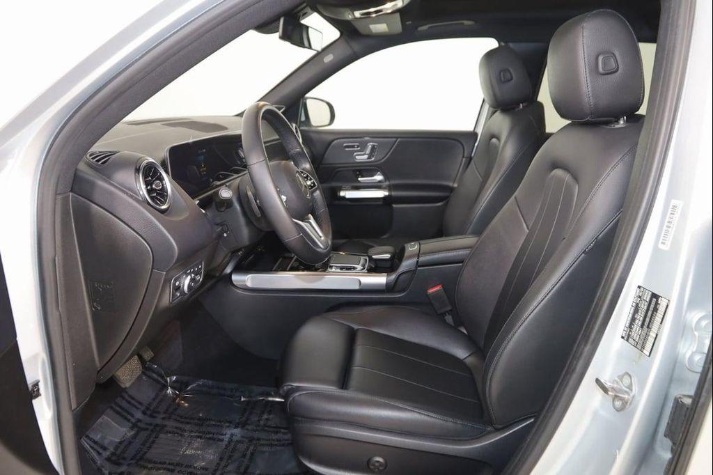 used 2020 Mercedes-Benz GLB 250 car, priced at $19,900