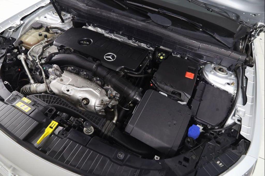 used 2020 Mercedes-Benz GLB 250 car, priced at $19,900