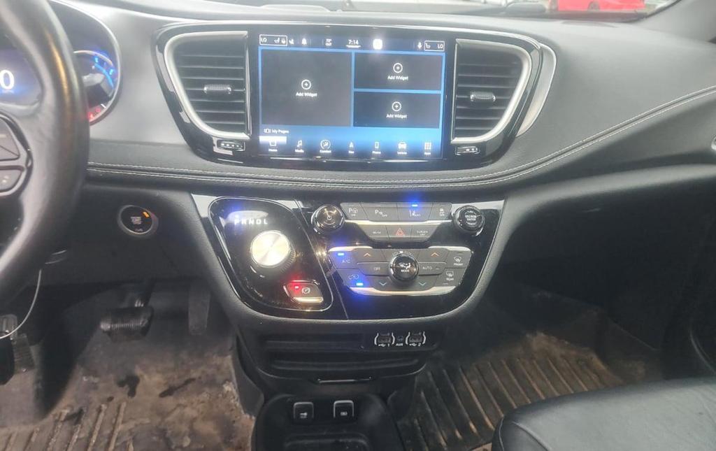 used 2021 Chrysler Pacifica Hybrid car, priced at $19,990