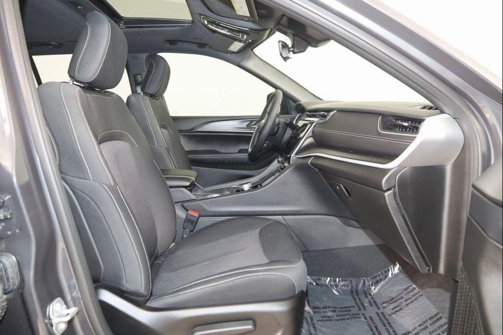 used 2025 Jeep Grand Cherokee car, priced at $33,990