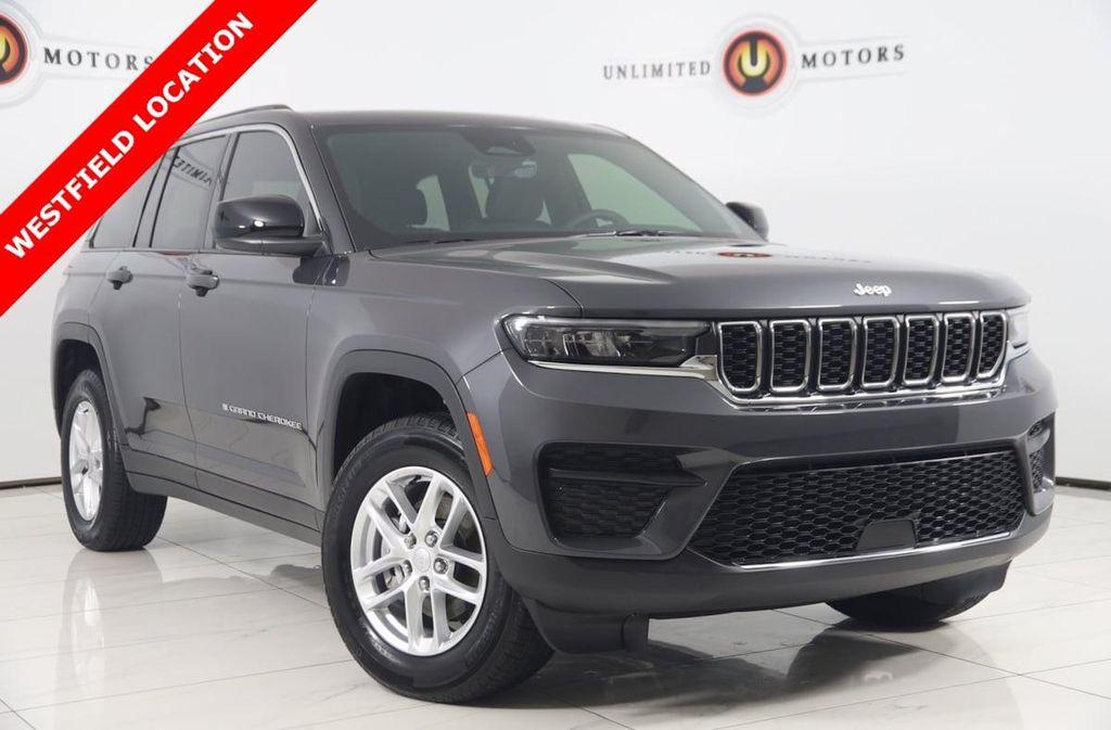 used 2025 Jeep Grand Cherokee car, priced at $33,990