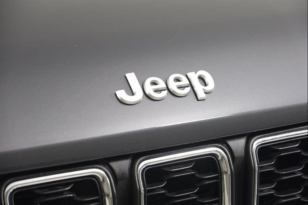 used 2025 Jeep Grand Cherokee car, priced at $33,990
