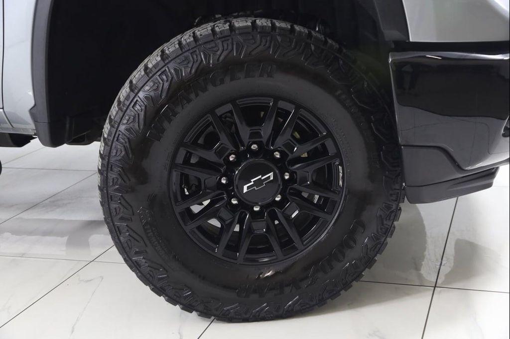 used 2025 Chevrolet Silverado 2500 car, priced at $73,890