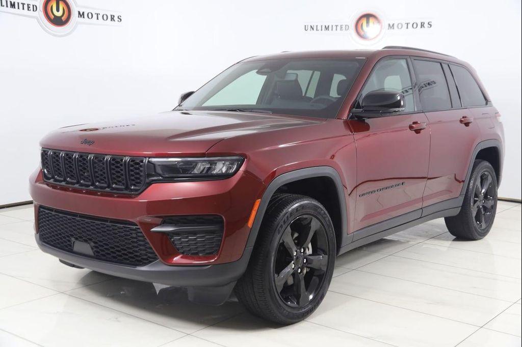 used 2024 Jeep Grand Cherokee car, priced at $32,990