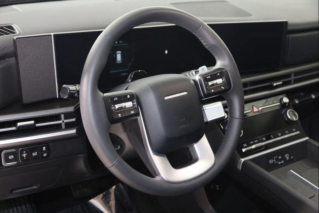 used 2024 Hyundai Santa Fe car, priced at $31,500