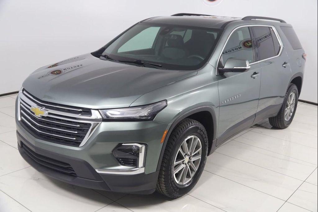 used 2023 Chevrolet Traverse car, priced at $27,500