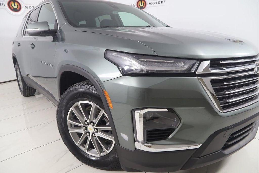 used 2023 Chevrolet Traverse car, priced at $27,500