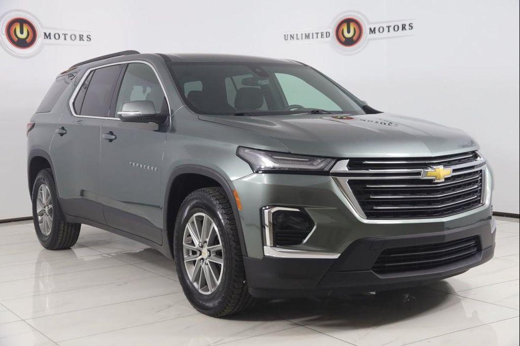 used 2023 Chevrolet Traverse car, priced at $27,500