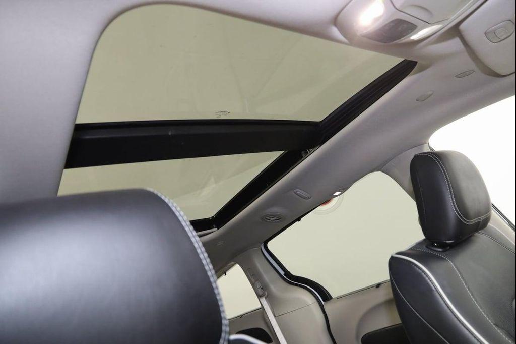 used 2024 Chrysler Pacifica car, priced at $34,990